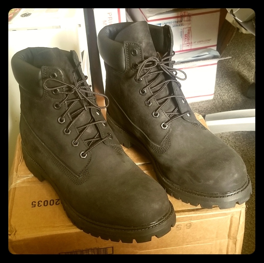 Authentic Timberland 6" Premium Leather Boots
